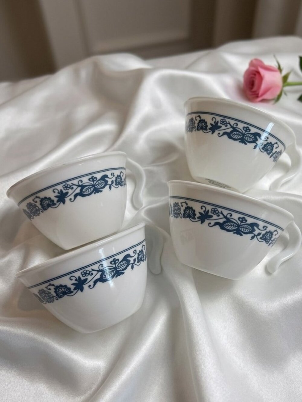 Set of 4 Vintage Corelle Blue Floral Cups
